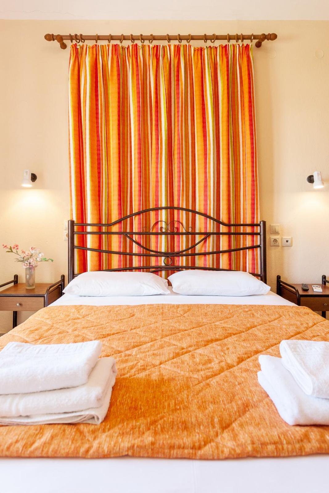 Aparthotel Mon Repos Panormos  Exteriér fotografie